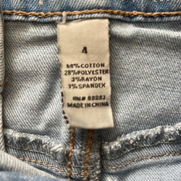 Jean shorts - Picture 3 of 3